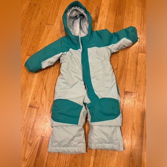 LL bean toddler snowsuit with grow cuffs - Picture 1 of 5